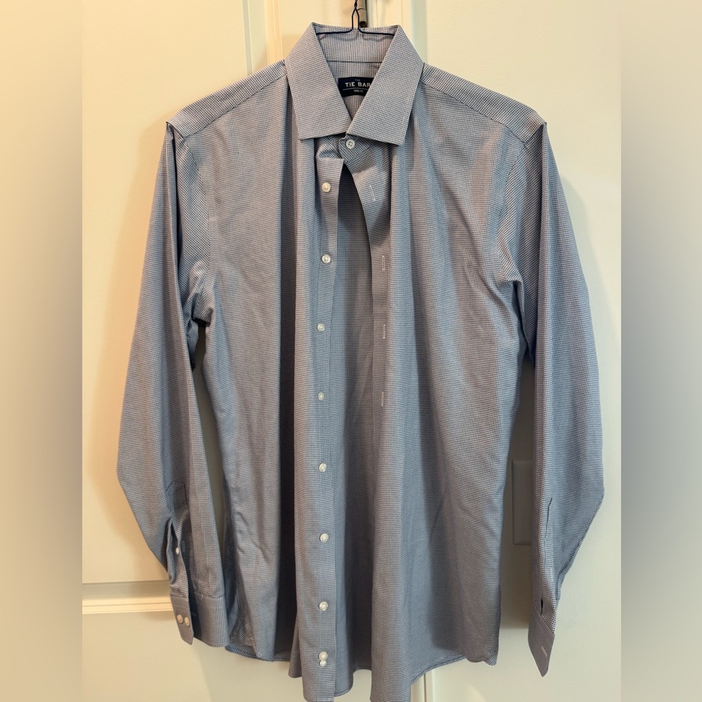 The Tie Bar Men’s Dress Shirt